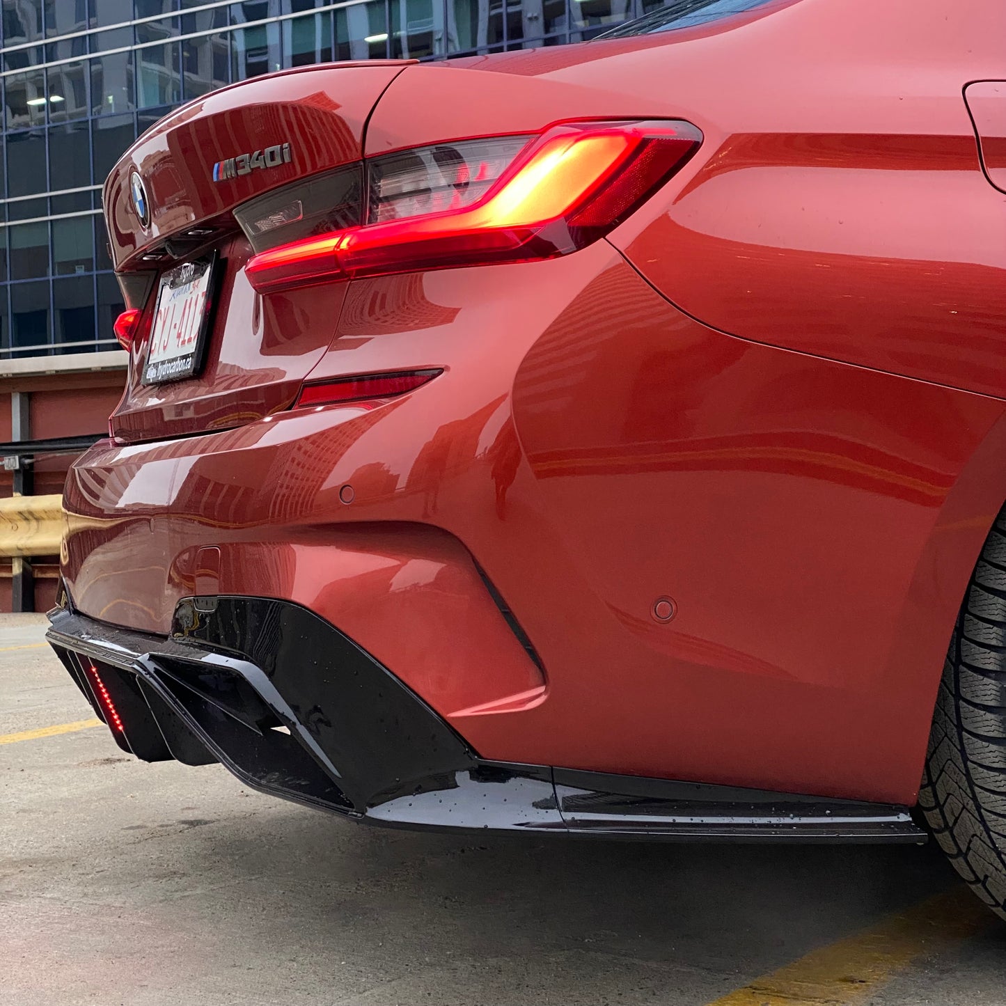 BMW 3 SERIES G20 PRE LCI REAR DIFFUSER WITH F1 BRAKE LIGHT
